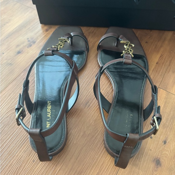 Saint Laurent Casandra toe YSL sandals
